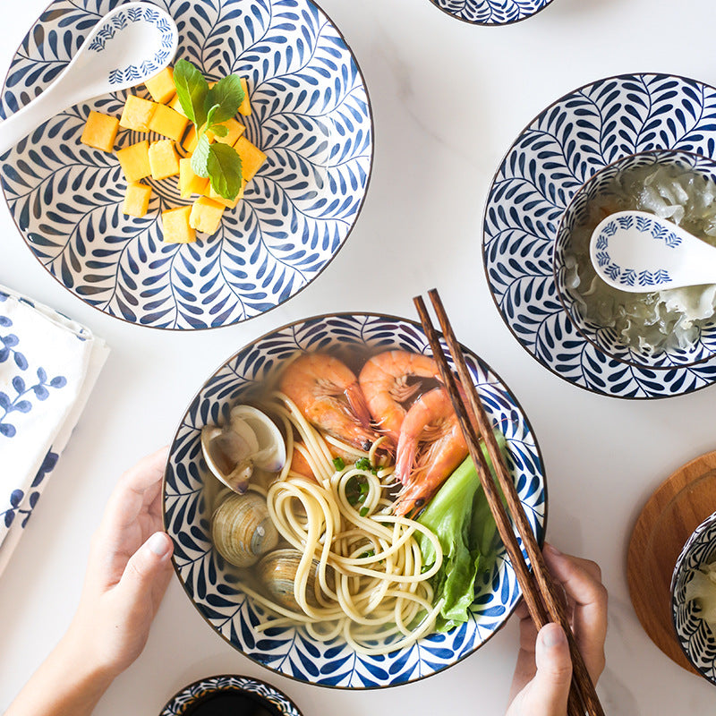 Traditional Japanese tableware "Nihongo"