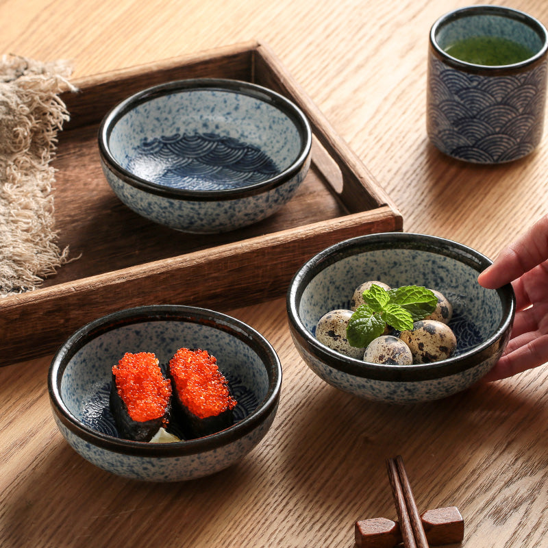 Rice bowl with traditional Japanese pattern "Seigaiha"