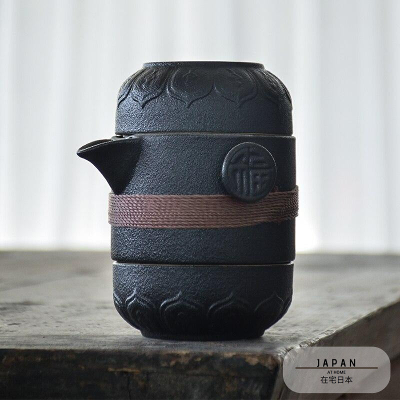 Japanese portable ceramic teapot "Kataoka"