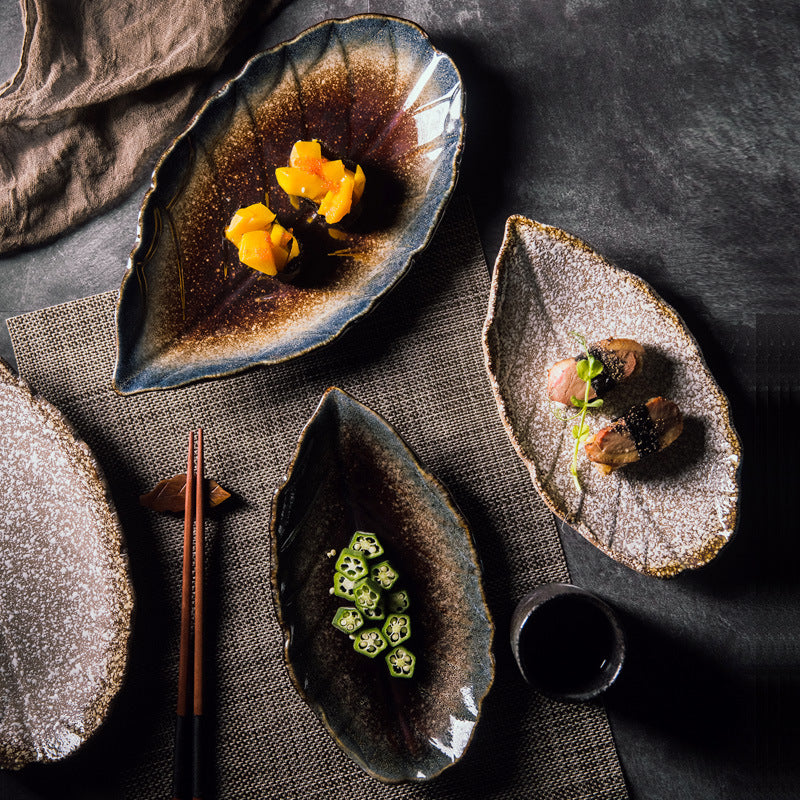 "Tsujita" ceramic leaf plate