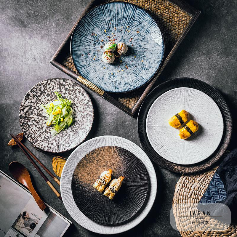 Japanese ceramic plate "Shiro"