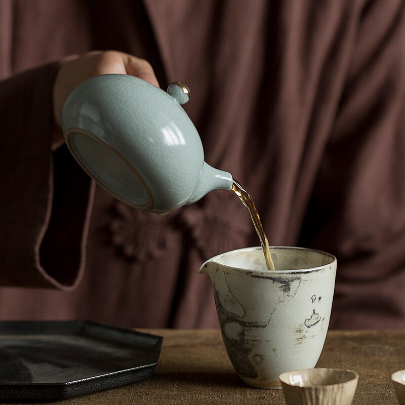 Japanese ceramic teapot with handle "Kiya"