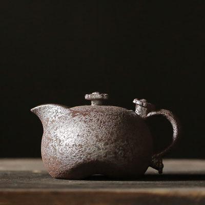 "Gamo" handmade clay teapot