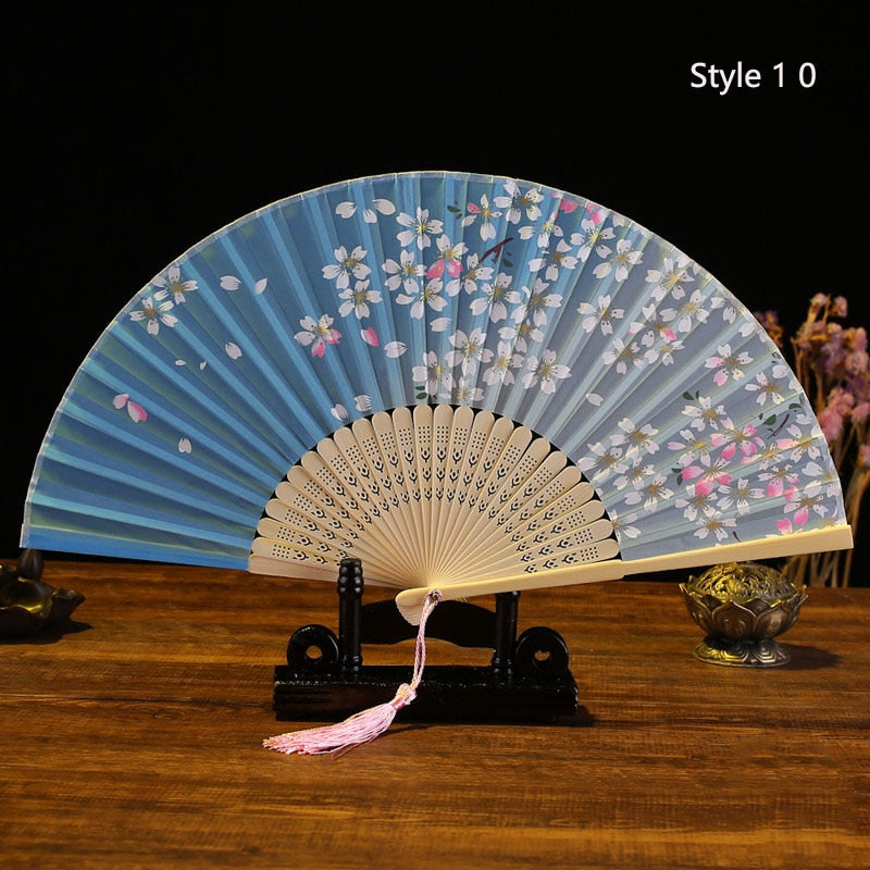 Eventail japonais en bambou et satin (14 couleurs)